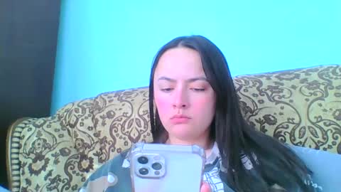 emily_morning_dew online show from 8, 3, 2025