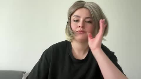 Snapshot of emily_morning_dew chatting on 16, 5, 2026 emily_morning_dew online show from 16, 5, 2026