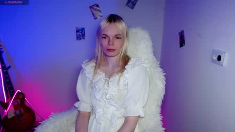 Lia online show from 13, 12, 2025