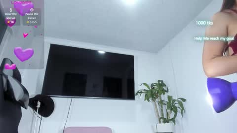 emily_palmeer online show from 19, 11, 2025