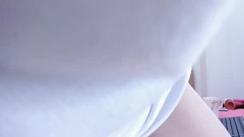 emily_rivas_ online show from 24, 7, 2026