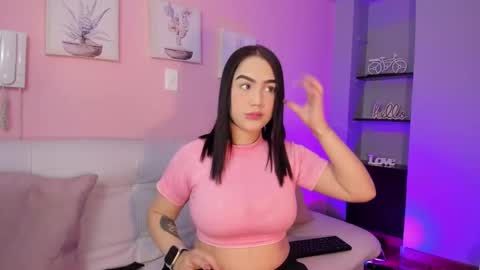 Snapshot of emily_roberts1 chatting on 19, 2, 2025 Emily online show from 19, 2, 2025