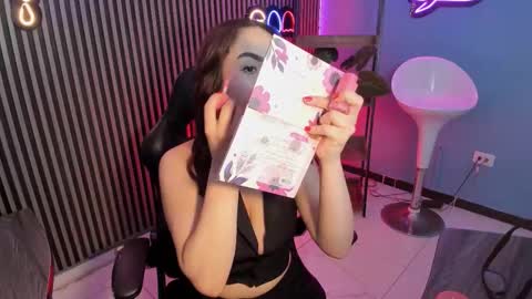 Snapshot of emily_roberts1 chatting on 29, 9, 2025 Emily online show from 29, 9, 2025