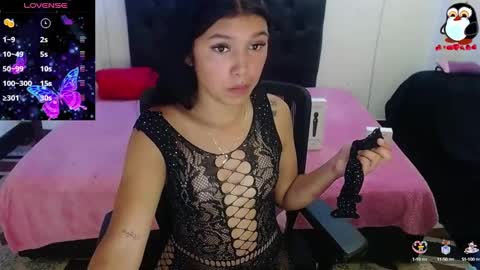 Snapshot of emily_rosse04 chatting on 3, 1, 2025 online show from 3, 1, 2025