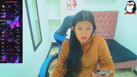Snapshot of emily_rosse04 chatting on 30, 1, 2025 online show from 30, 1, 2025