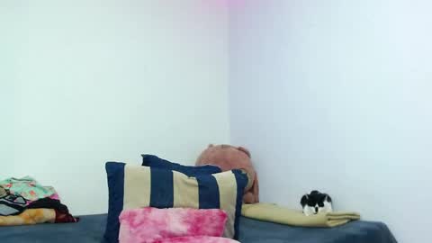 Emily  IGEmmily Baussa online show from 5, 12, 2025