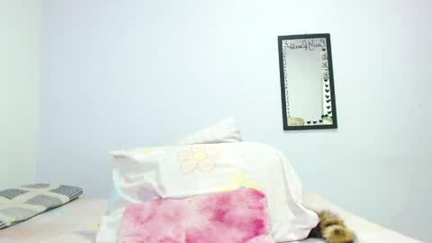 Emily  IGEmmily Baussa online show from 17, 4, 2026