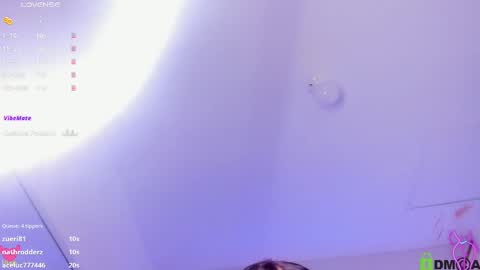 Snapshot of emily_roux chatting on 28, 2, 2025  EMILY  online show from 28, 2, 2025