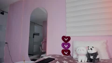 Snapshot of emily_sweett12 chatting on 8, 2, 2025 Emily online show from 8, 2, 2025