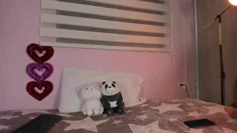 Snapshot of emily_sweett12 chatting on 25, 2, 2025 Emily online show from 25, 2, 2025