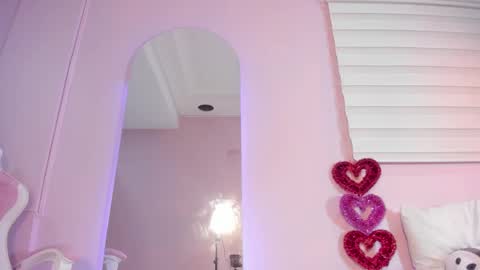 Snapshot of emily_sweett12 chatting on 27, 2, 2025 Emily online show from 27, 2, 2025