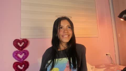 Snapshot of emily_sweett12 chatting on 6, 3, 2025 Emily online show from 6, 3, 2025