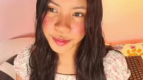 Snapshot of emily_sweett12 chatting on 23, 9, 2025 Emily online show from 23, 9, 2025