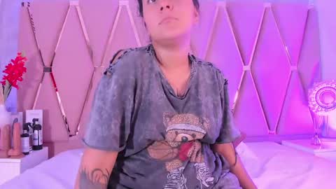 Snapshot of emilyblack_1 chatting on 12, 4, 2026 Emily online show from 12, 4, 2026