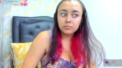 Snapshot of emilybrown21x chatting on 15, 9, 2025 emilybrown21x online show from 15, 9, 2025