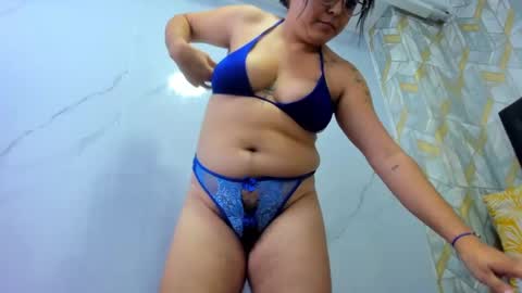 Snapshot of emilybrown21x chatting on 5, 10, 2025 emilybrown21x online show from 5, 10, 2025
