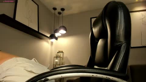 Emily Carter online show from 23, 5, 2026
