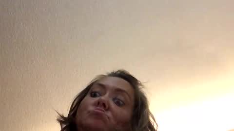 Snapshot of emilyclear chatting on 9, 5, 2026 emilyclear online show from 9, 5, 2026