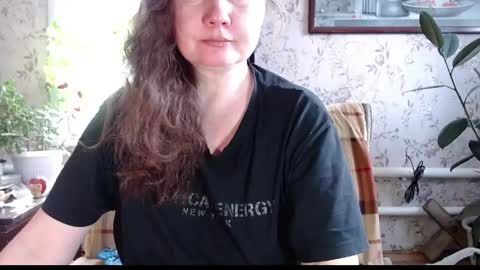 EmilyDoth online show from 19, 4, 2026