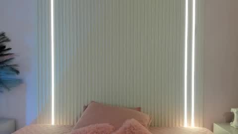 EMILY online show from 14, 12, 2025