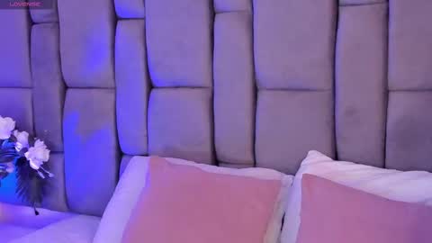 Emily Flame online show from 11, 10, 2025