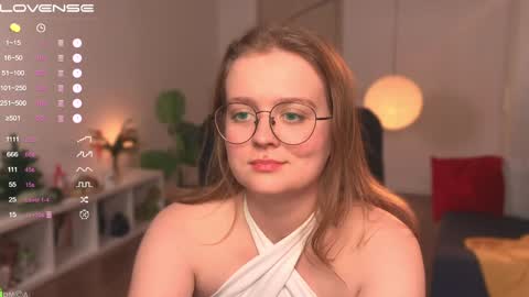 Snapshot of emilyforelsket chatting on 5, 1, 2025 Emily online show from 5, 1, 2025