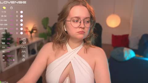 Snapshot of emilyforelsket chatting on 16, 1, 2025 Emily online show from 16, 1, 2025