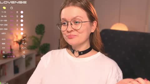 Snapshot of emilyforelsket chatting on 3, 2, 2025 Emily online show from 3, 2, 2025