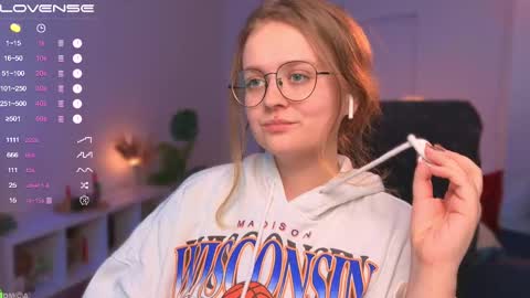 Snapshot of emilyforelsket chatting on 16, 2, 2025 Emily online show from 16, 2, 2025