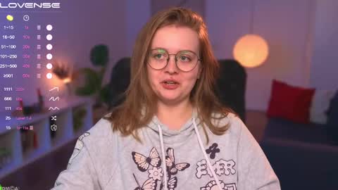 Snapshot of emilyforelsket chatting on 19, 2, 2025 Emily online show from 19, 2, 2025