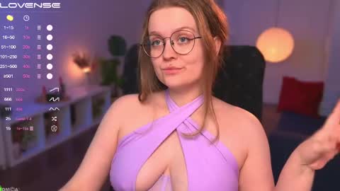 Snapshot of emilyforelsket chatting on 20, 2, 2025 Emily online show from 20, 2, 2025