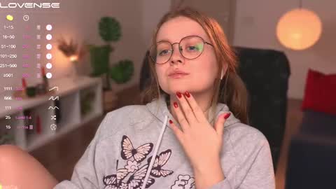 Snapshot of emilyforelsket chatting on 22, 2, 2025 Emily online show from 22, 2, 2025