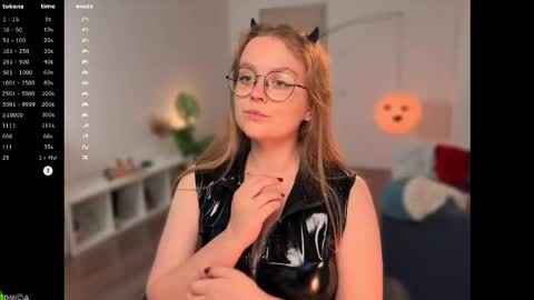 Snapshot of emilyforelsket chatting on 1, 11, 2025 Emily online show from 1, 11, 2025