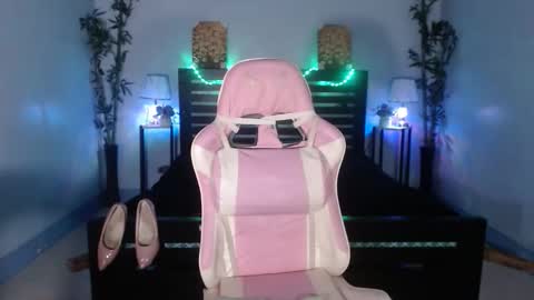 Snapshot of emilyfucker69 chatting on 17, 9, 2025 emilyfucker69 online show from 17, 9, 2025
