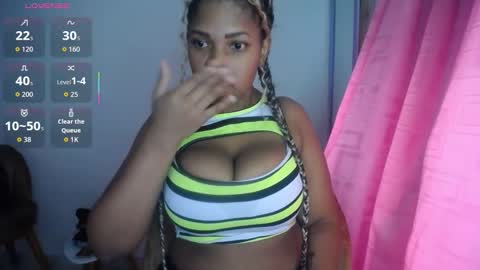 Snapshot of emilyhines__ chatting on 20, 10, 2025 Emilyhines online show from 20, 10, 2025