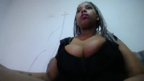 Snapshot of emilyhines__ chatting on 30, 4, 2026 Emilyhines online show from 30, 4, 2026