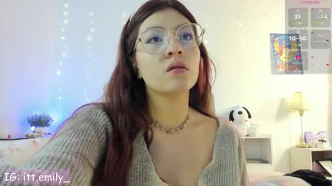 Snapshot of emilyincb1 chatting on 7, 10, 2025 first stream May 5 ig online show from 7, 10, 2025