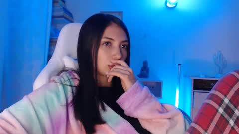 Snapshot of emilyjangcandy_ chatting on 2, 3, 2025 Emily Jang online show from 2, 3, 2025