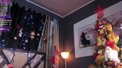 Snapshot of emilyjhonson_1 chatting on 31, 12, 2024 Emily Jhonson online show from 31, 12, 2024