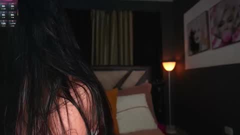 Snapshot of emilyjhonson_1 chatting on 16, 11, 2025 Emily Jhonson online show from 16, 11, 2025