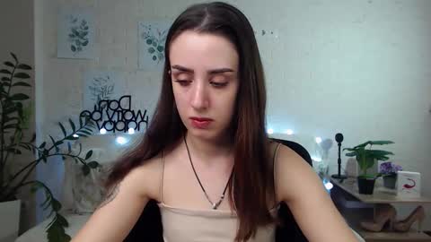 Snapshot of emilylayer chatting on 14, 1, 2025 Emyli online show from 14, 1, 2025