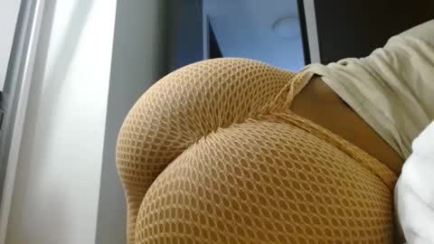 emily monrro online show from 10, 9, 2025