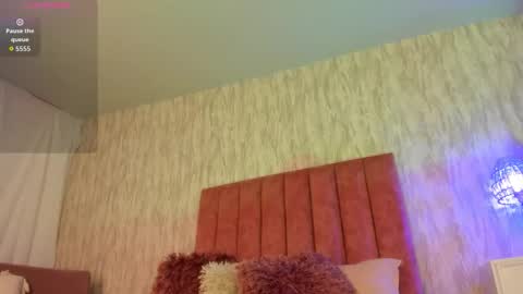 Snapshot of emilyparker__ chatting on 16, 9, 2025 My IG - EmilyParker   online show from 16, 9, 2025