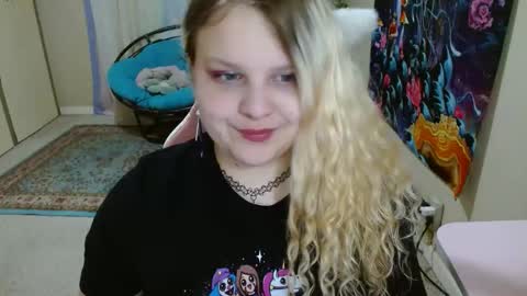 Snapshot of emilyshaze chatting on 4, 1, 2025 emily haze online show from 4, 1, 2025