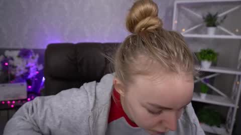  MY NAME IS Emily WELCOME EVERYONE I WILL BE HAPPY TO GIVE YOU WHAT YOU HAVE DREAMED OF FOR SO LONG online show from 23, 11, 2025