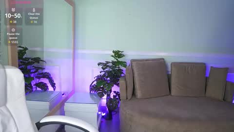 Snapshot of emilyturnerx chatting on 21, 2, 2026 Emily Turner online show from 21, 2, 2026