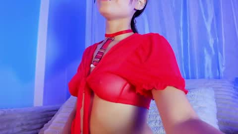 Snapshot of emilywithe_ chatting on 30, 4, 2026 online show from 30, 4, 2026