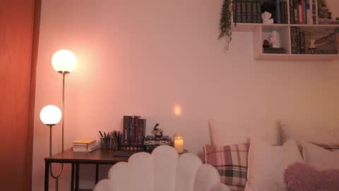 IG thickemmsss online show from 2, 3, 2025