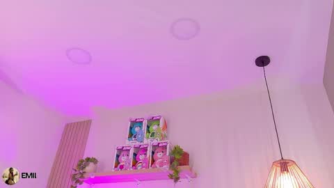 Emily Bank online show from 16, 4, 2026