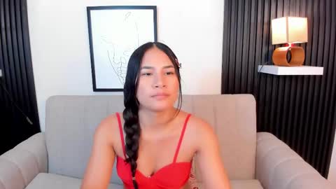 Snapshot of emilyy_kim chatting on 16, 10, 2025 emilyy_kim online show from 16, 10, 2025